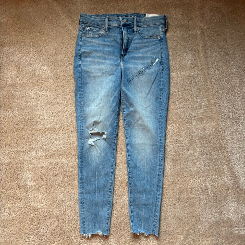NWT American Eagle Lux Distressed High Rise Skinny Jeans
